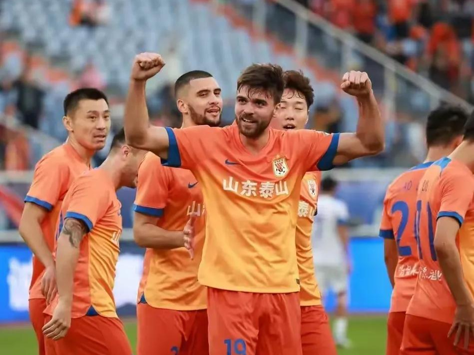 山东泰山关键时刻篮板制胜；志在德甲名次提升；震撼外界；轮换策略成焦点