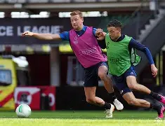 最新国际足球比赛美国不敌加拿大