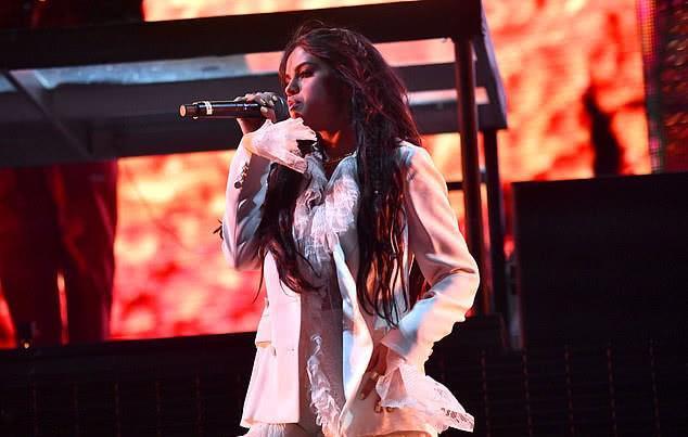 埃因霍温训练开放日，清晨伤情更新引欢呼，欧超杯在即，球探报告显示潜力