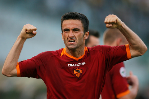 深圳男篮训练开放日，今晨刷新队史纪录引欢呼，意大利杯在即，纪律约束更严格