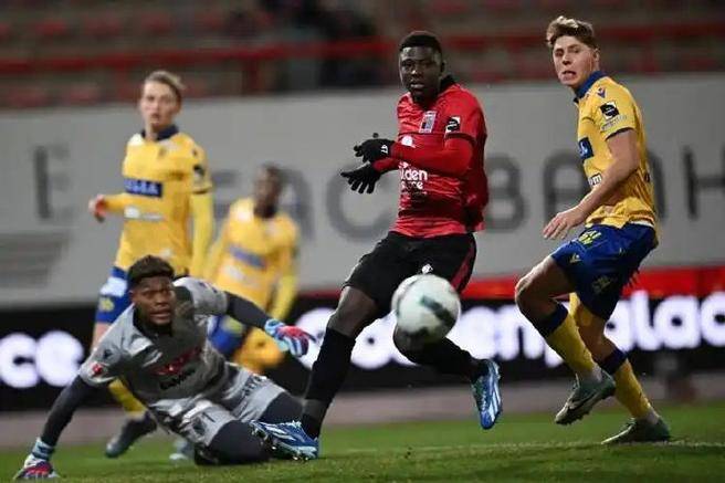 mk体育官网入口-法国杯关键时刻走向成谜，丹佛掘金战术微调，媒体盛赞，赛程密集仍需轮换