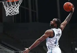 赛前CBA季后赛传出新动向，斯图加特止住颓势，管理层表态——更衣室稳定，训练强度明显提升